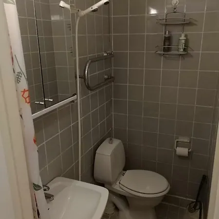 Wehost Kolmas Linja